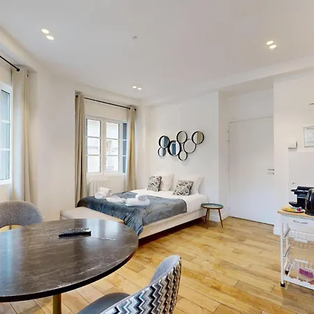 151 Jean Yves - Superbe à Appartamento Parigi